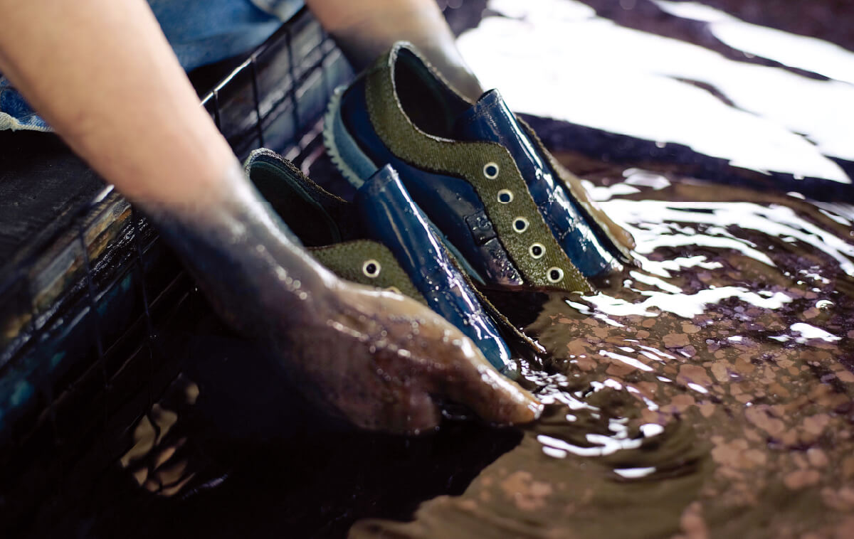 藍屋テロワール×スピングル 藍染モデル