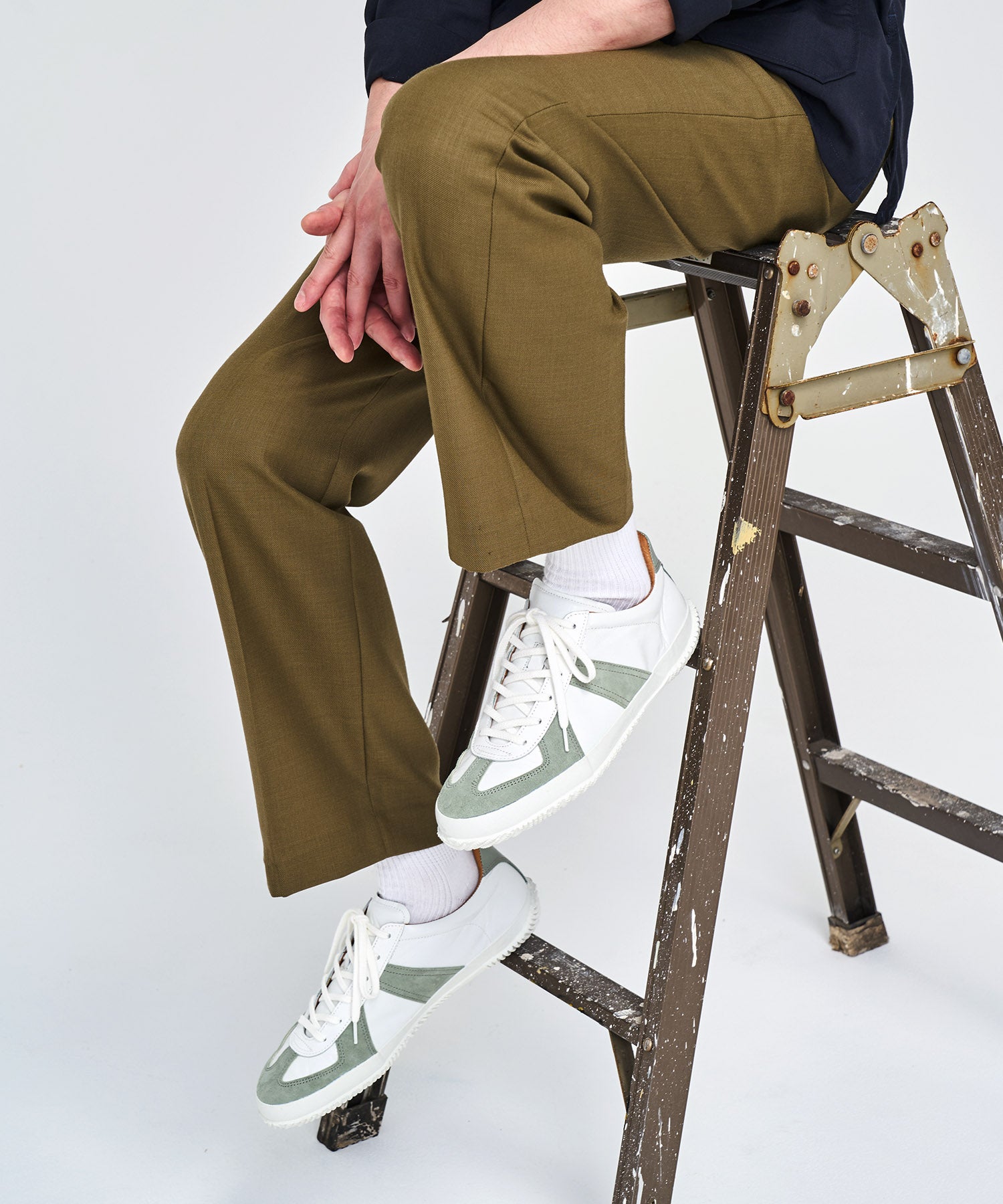 SP-1047 White/Green - SPINGLE