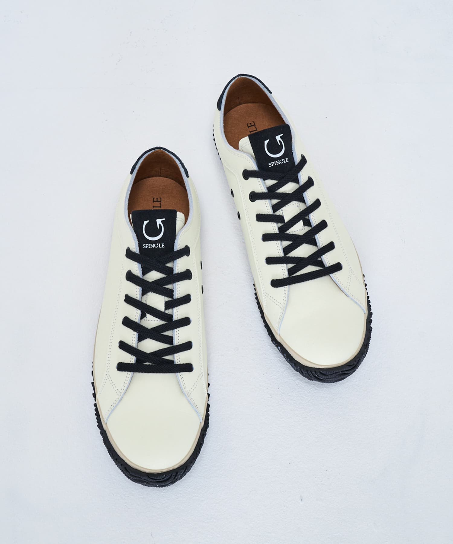 SP-105IL White/Black - SPINGLE