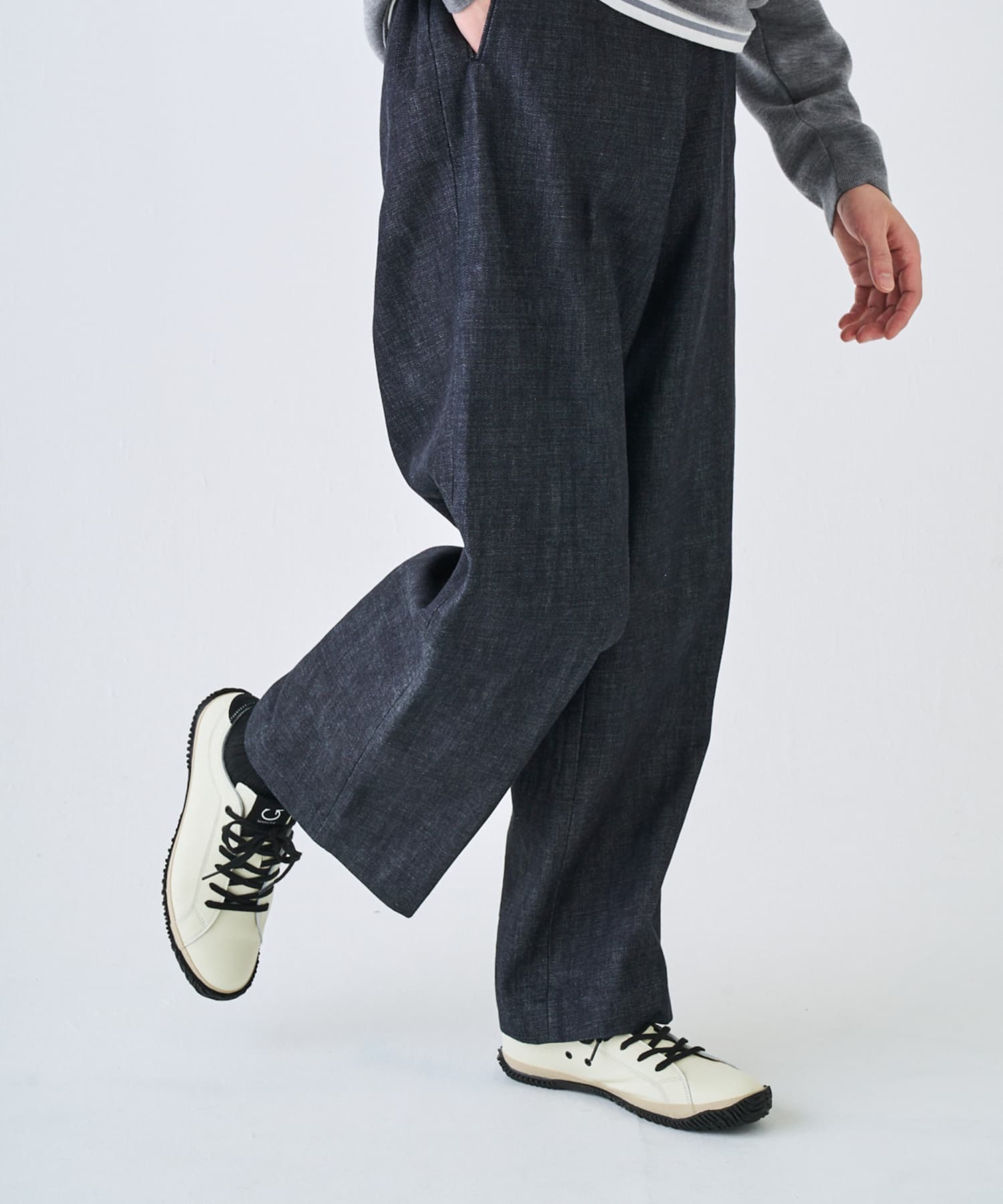 SP-105IL White/Black - SPINGLE