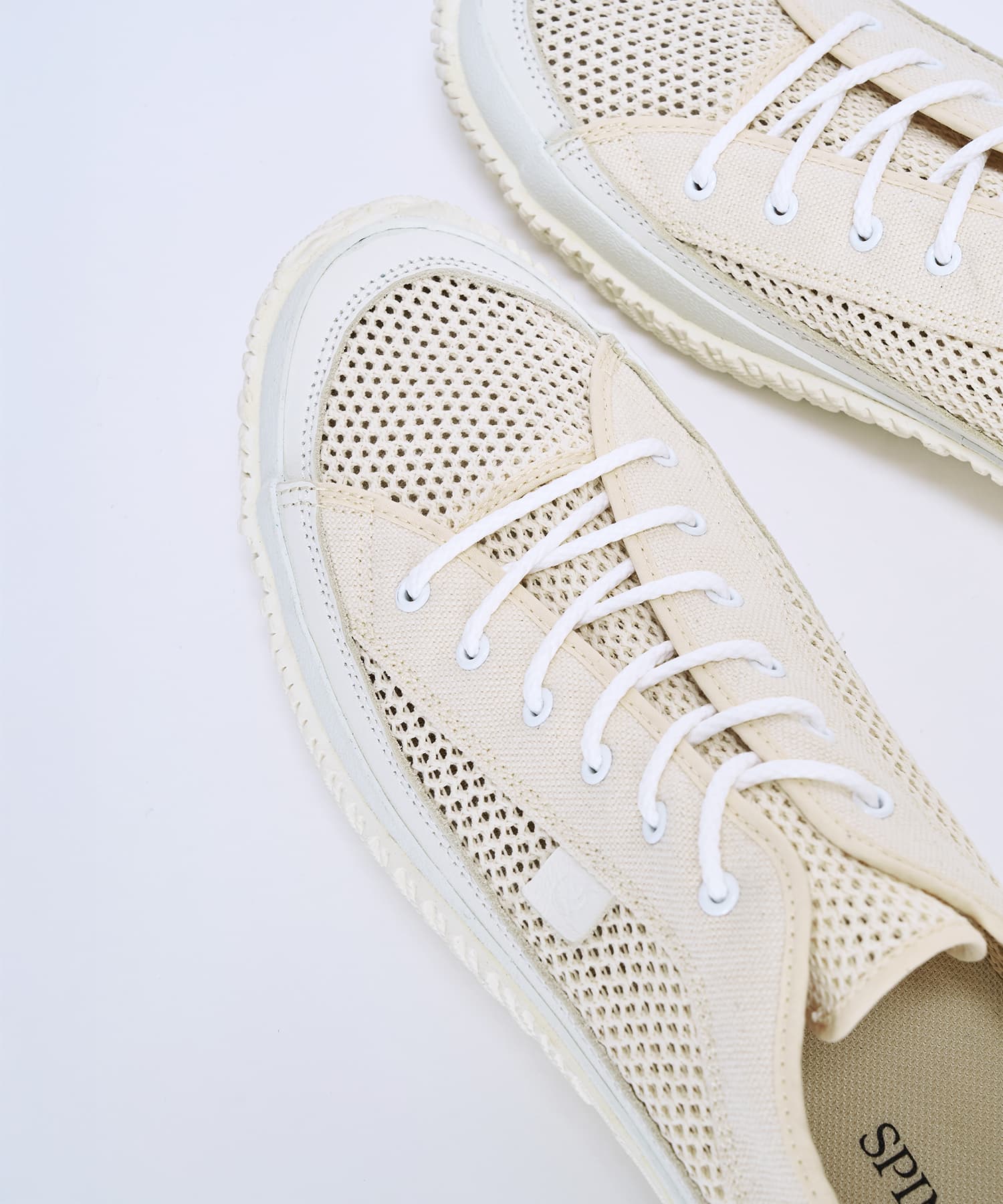 SP-1073 White - SPINGLE