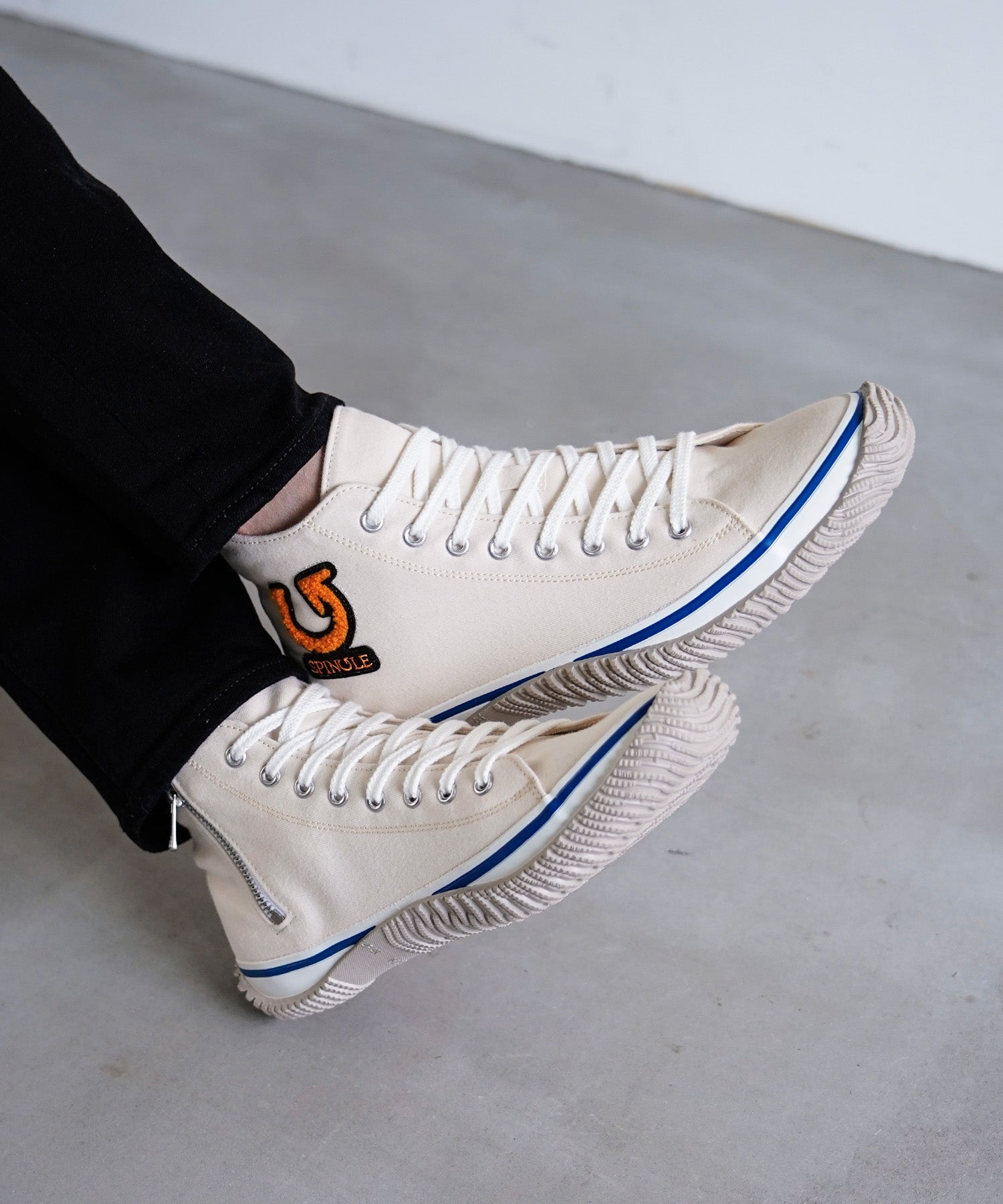 SP-1415 White/Orange - SPINGLE