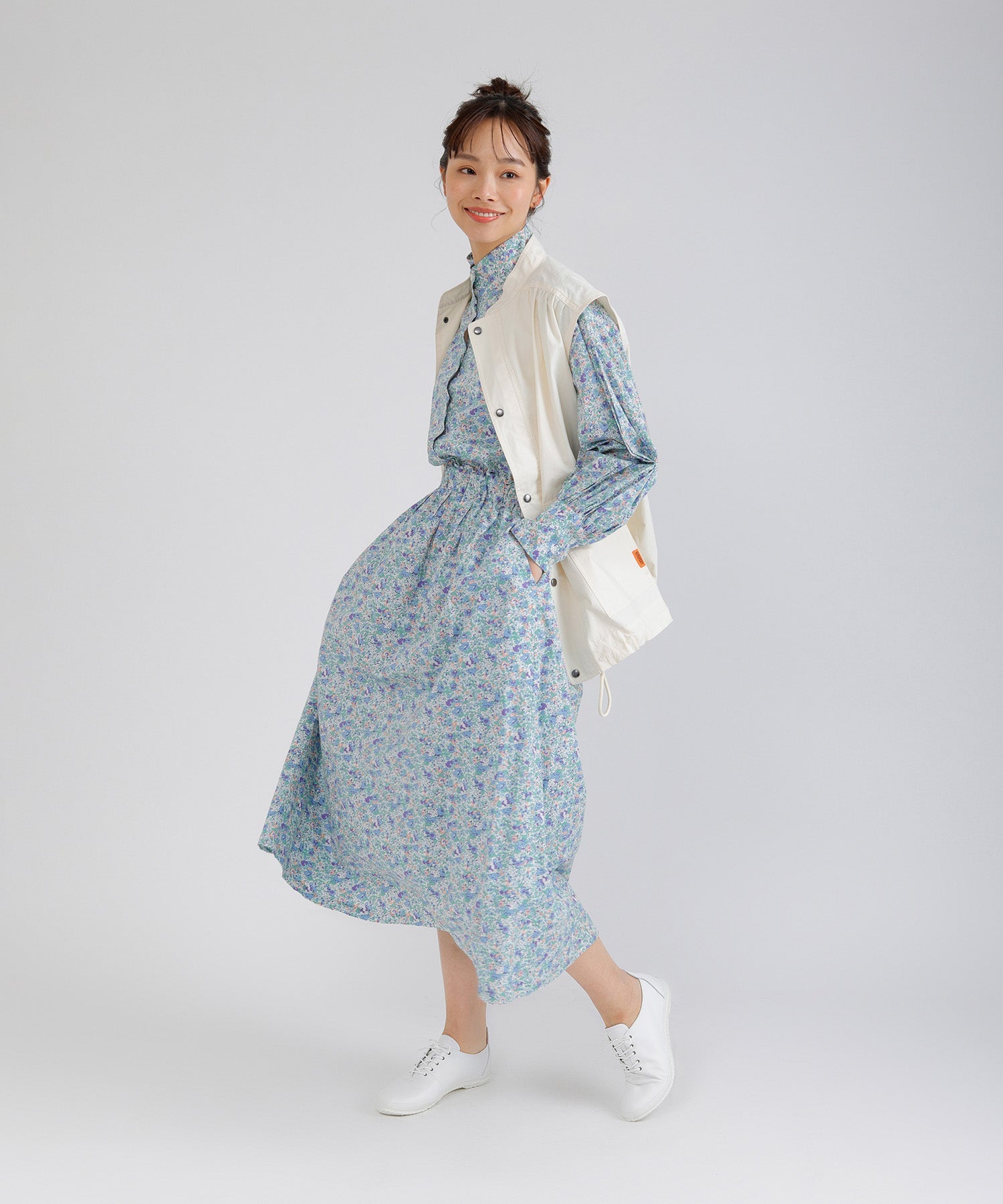 SP-1801 White - SPINGLE