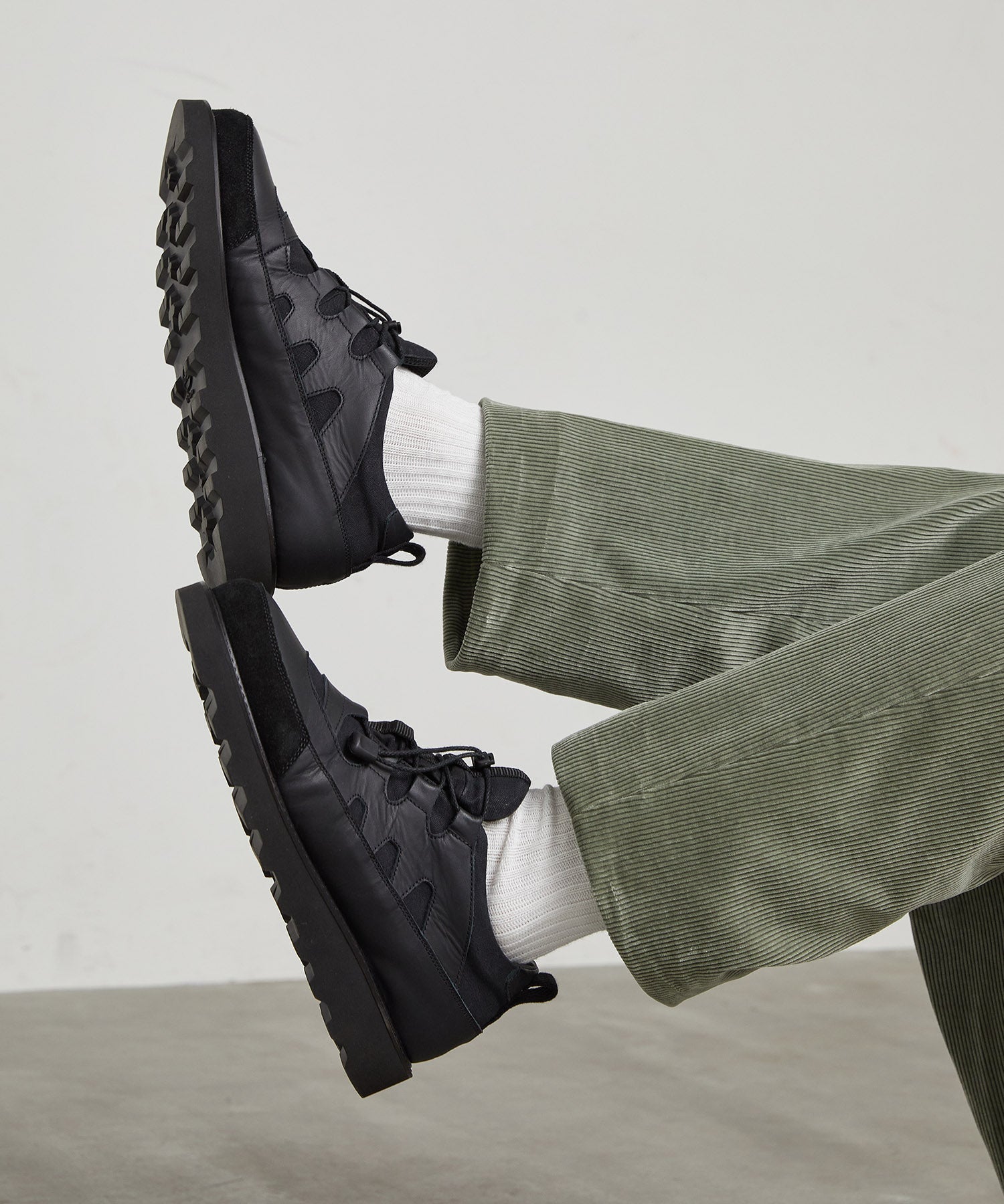 SP-1903 Black - SPINGLE