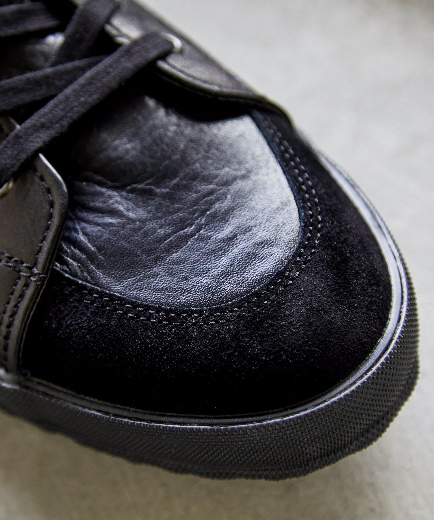 SP-356 Black/Black - SPINGLE