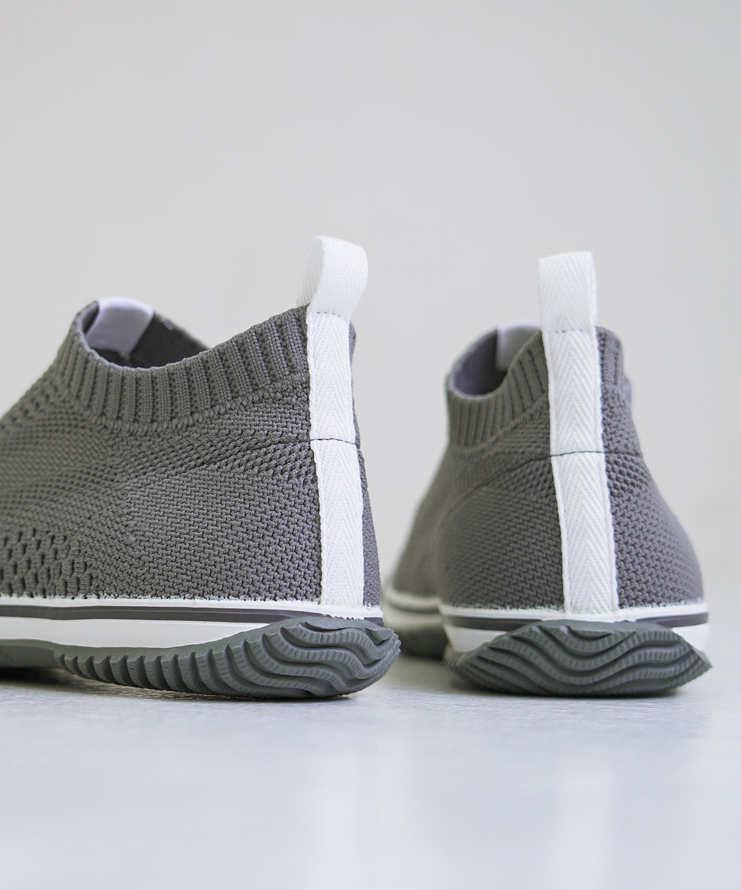 SP-528 Light Gray - SPINGLE