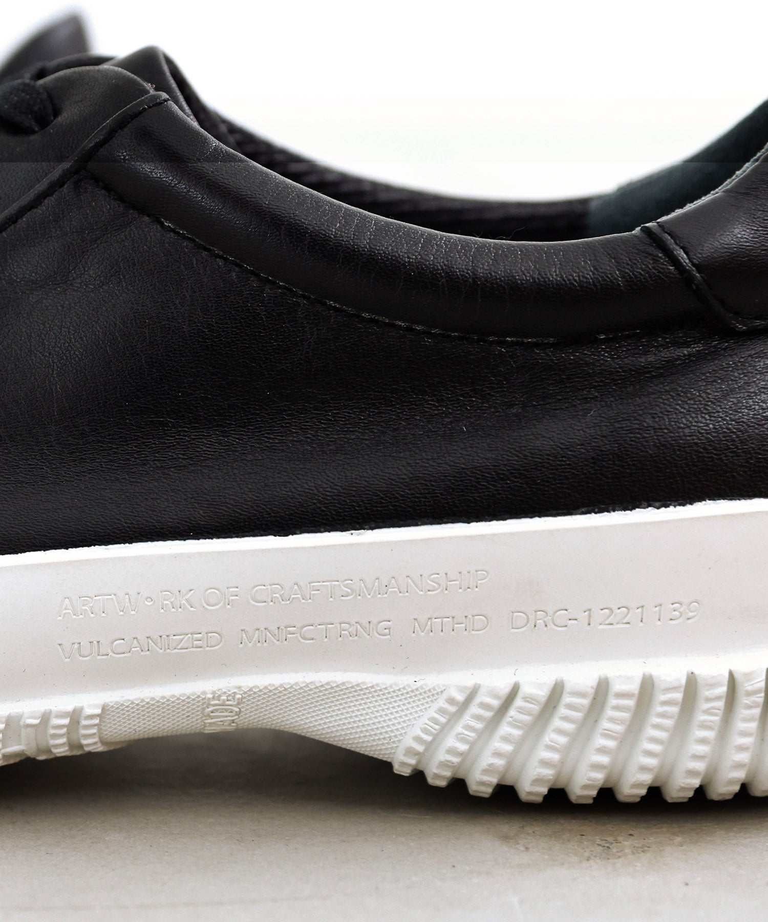 SP-6139 Black - SPINGLE