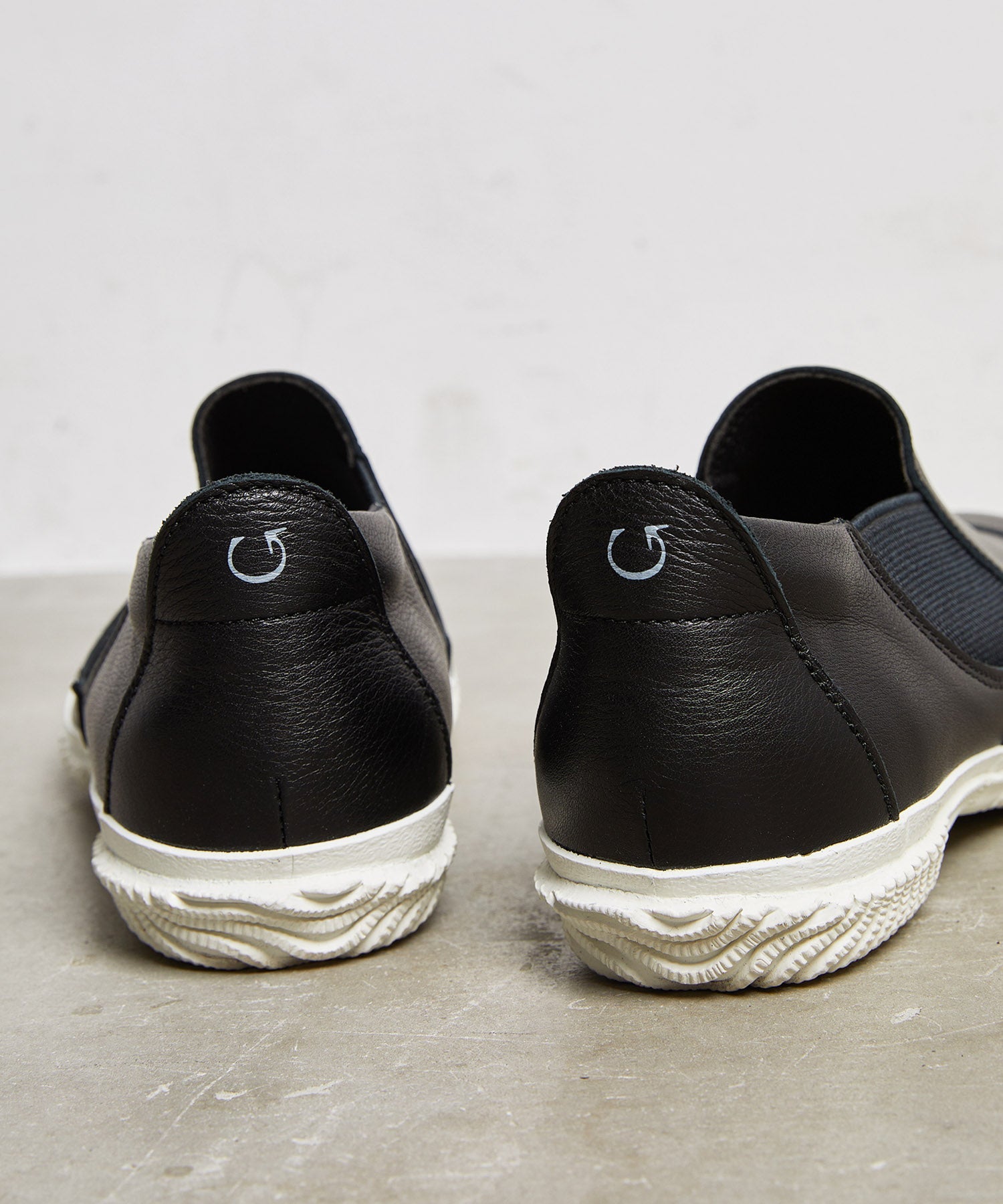 SP-6156 Black - SPINGLE