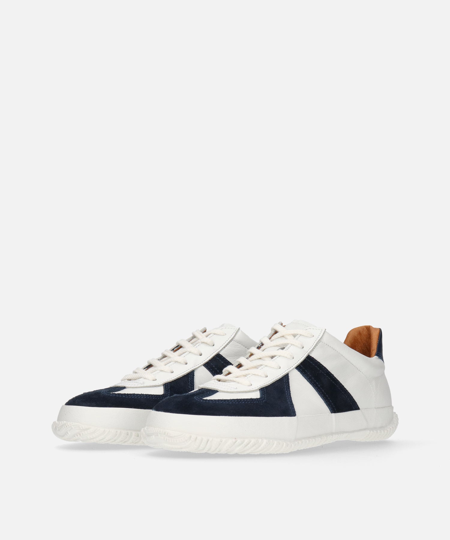 SP-1047 White/Navy