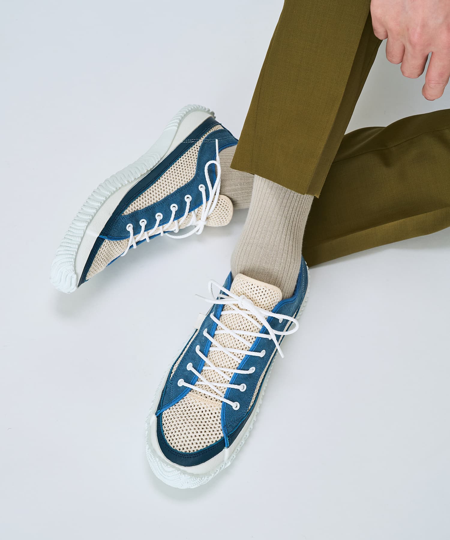 SP-1073 Whire/Navy - SPINGLE