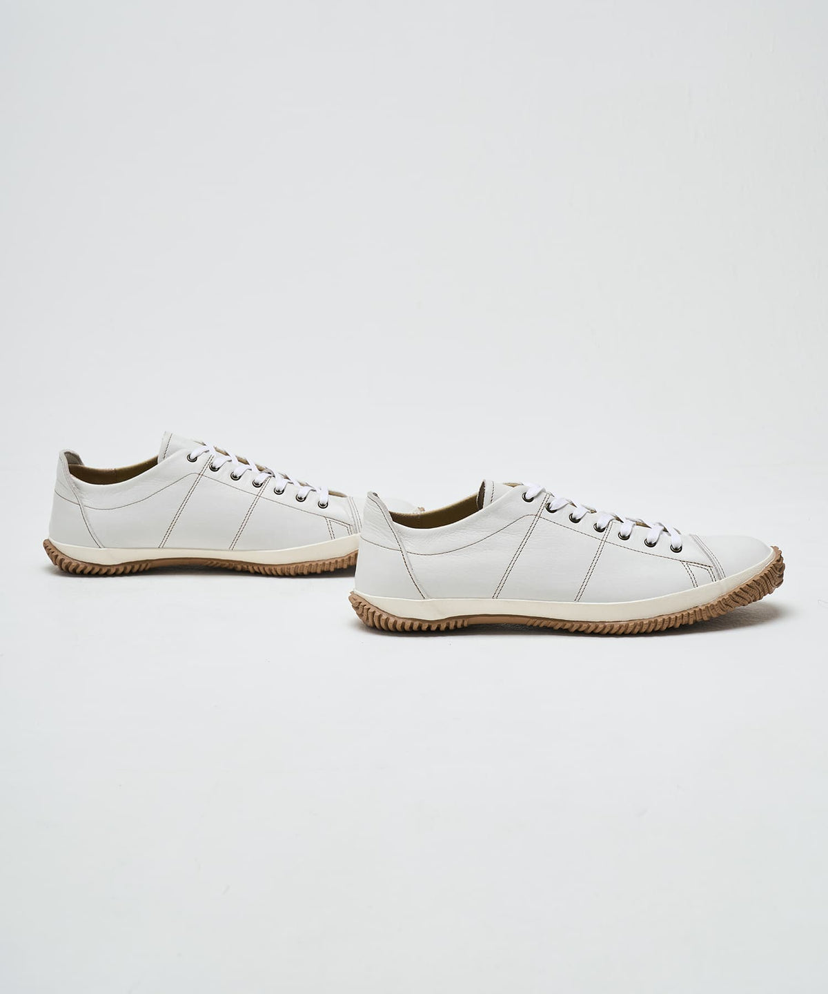 SP-272 White/Brown