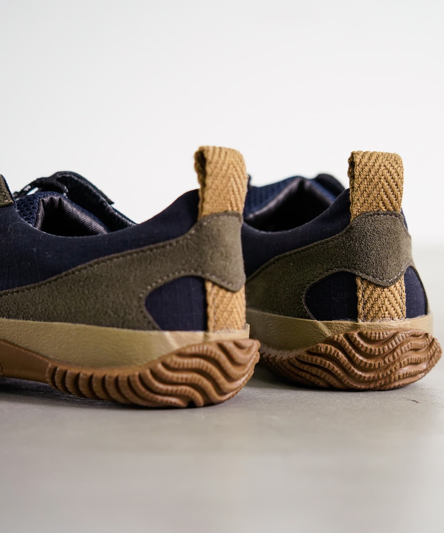 SP-618 Khaki - SPINGLE